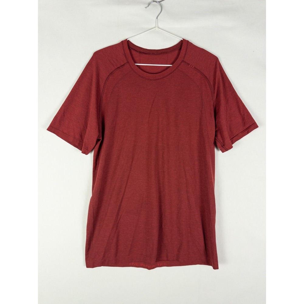 Lululemon Metal Vent Tech Shirt Mens M Red Live In Practice Seamless Short Sleev